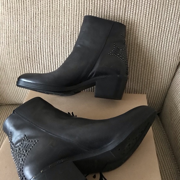 FREEBIRD LUCY STUDDED GREY BOOTIE - Picture 7 of 14